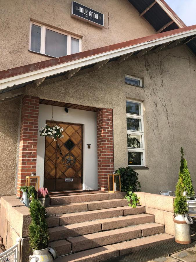 劳马Haus Anna住宿加早餐旅馆 外观 照片